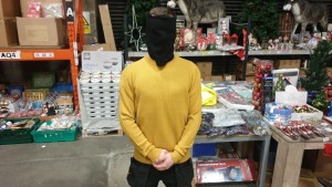 40 X TOPMAN MEDIUM MUSTARD JUMPERS RRP £30 EACH