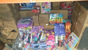 APPROX 270 PIECE ASSORTED BRAND NEW TOY LOT CONTAINING SCENTOS SCENTED RAINBOW STATIONERY PACK, PJ MASKS FINGER PAINT SET, INCREDIBLES PROJECTION PEN, JOJO BOWS DELUXE BOW MAKER, BARBIE NEWBORN PUPS, EMOJI PRINCESS SHAPED PENCIL CASE, SHIMMER AND SHINE FL