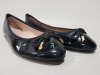 18 X DOROTHY PERKINS CORE FLAT SHOES UK SIZE 5 RRP £13.00