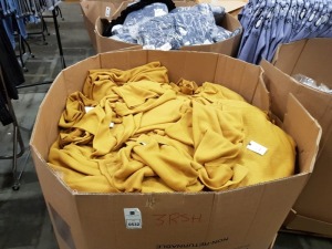 FULL PALLET OF TOPMAN MUSTARD JUMPERS IN VARIOUS DIFFERENT SIZES