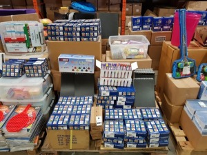 FULL PALLET CONTAINING LARGE QUANTITY OF EDUCATIONAL/STATIONERY EQUIPMENT IE STAEDTLER PENCIL CLASS PACK, EDDING WHITEBOARD MARKERS, MES COMBI BELL SET-EXTENDED, BLACK A4 SKETCHBOOK, EDUCATIONAL GAMES, SPELLING RULES DIRECTORY ETC