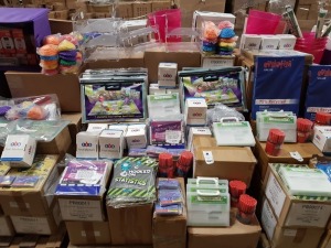 FULL PALLET CONTAINING LARGE QUANTITY OF EDUCATIONAL/STATIONERY EQUIPMENT IE ONE OFF WRITES WRITING ACTIVITIES, BEROL HANDWRITING PENS, WONDER OF MAGNETS SET, HOOKED ON STATISTICS ACTIVITY BOOK, 7 ALTERNATIVE VOWEL SPELLINGS BOARD GAMES, TTS FIRST MARKERS