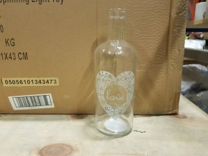 DOUBLE STACKED PALLET CONTAINING 1200 X CLEAR BOTTLE LOVE VASES