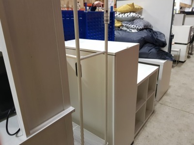 MISC LOT OF 5 OFFICE FURNITURE ITEMS - TO INCLUDE, 1 X METAL UNIFORM RACK, 1 X 2DRAW CUPBOARD, 2 X 4 ENTRY BOOK SHELF UNITS AND 1 X LIGHT WEIGHT TOOL STATION