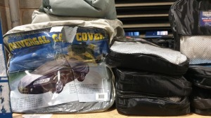 MIXED LOT CONTAINING 12 X BRAND NEW BLUECOL (70M) SNOW SOCKS AND 5 X BRAND NEW UNIVERSAL CAR COVERS - SIZE SMALL UO TO 4M