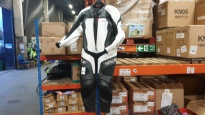 BRAND NEW SPADA PREDATOR ALL IN ONE MOTORCYCLE LEATHER OUTFIT SIZE 48