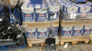 36 X BLUECOL EXTENDABLE SNOW SHOVELS IN 36 BOXES