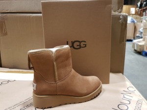 3 X BRAND NEW BOXED WOMENS UGG KRISTIN BOOT (UK SIZE 3.5) - PICK LOOSE