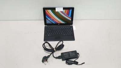 MICROSOFT SURFACE TABLET WINDOWS RT 81 64GB STORAGE INCLUDES KEYBOARD AND CHARGER
