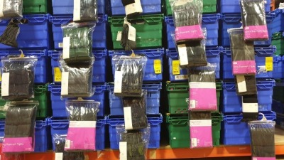 £400-£500 RETAIL VALUE OF CHILDRENS TIGHTS AND SOCKS IN VARIOUS STYLES AND SIZES IN 5 TRAYS (NOT INCLUDED)