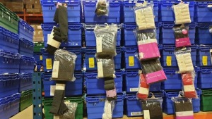 £400-£500 RETAIL VALUE OF CHILDRENS TIGHTS AND SOCKS IN VARIOUS STYLES AND SIZES IN 5 TRAYS (NOT INCLUDED)