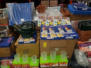 FULL PALLET CONTAINING LARGE QUANTITY OF ASSORTED BRAND NEW STATIONERY/EDUCATIONAL EQUIPMENT IE UNMIXABLES CHEMISTRY SET, TTS 600PC SINGAPORE COLOURS STACKING COUNTERS, MEASURING CUPS, ACRYLIC PAINT MARKERS, EVOLUTION A3 PAPER ETC
