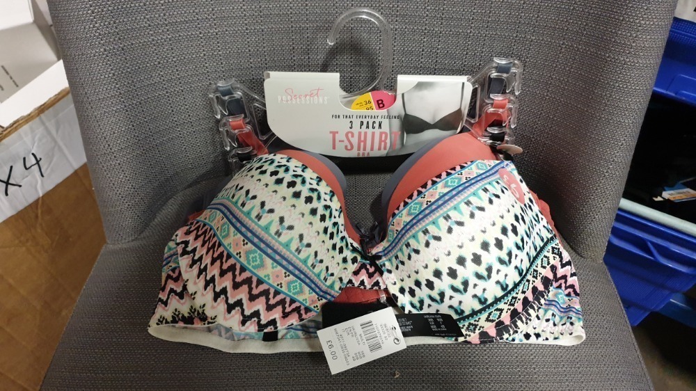 APPROX 40 X BRAND NEW PRIMARK 3 PACK T-SHIRT BRA RANGING FROM 32A-38C  General Sale - 25th & 26th November 2020 (Vehicles Lots Sold at 12 noon  Thurs 26th November)