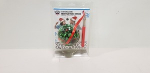 APPROX 90 X EXTENDING SELFIE MISTLETOE STICKS IN 5 CARTONS