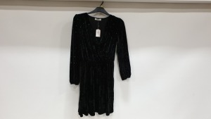 24 X BRAND NEW OASIS BLACK VELVET DRESSES WITH SMALL GOLDEN STUDS