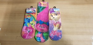 240 X BRAND NEW NICKELODEON PAW PATROL SOCKS, MY LITTLE PONY SOCKS AND DREAMWORK TROLLS SOCKS IN 10 BOXES