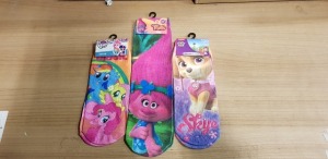 240 X BRAND NEW NICKELODEON PAW PATROL SOCKS, MY LITTLE PONY SOCKS AND DREAMWORK TROLLS SOCKS IN 10 BOXES