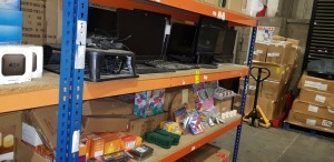 70 PIECE MIXED LOT CONTAINING VARIOUS PC SCREENS, KEYBOARDS, CAMBERBERT CHEESE BOARDS, LIGHT BULBS, CARS PENS, TOY AIROPLANES, SHIMMER AND SHINE TOYS ETC