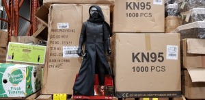 7 X GIANT STAR WARS KYLO REN FIGURES - 31" - BOXES SLIGHTLY DAMAGED