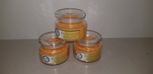 60 X THE UK CHRISTMAS COMPANY FRANKINCENSE & MYRRH CANDLES IN TIDDED GLASS HOLDERS - IN 10 CARTONS