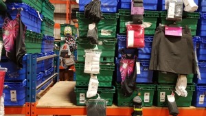 £500 MIN RETAIL PRICED BRAND NEW CHILDRENS SOCK PACKS & TIGHTS IN VARIOUS AGES - NOTE SIMPLE MAGNETIC SECURITY TAGGED ON SOME PACKS - IN 5 TRAYS (NOT INC)