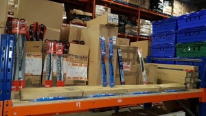 APPROX 400 X (BLUECOL) & (CHAMPION) WIPER BLADES IN MIXED STYLES/SIZES - CONTAINED ON FULL BAY