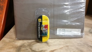 APPROX 2,160 PACKS OF ASSORTED BLADE FUSES, EACH PACK CONTAINS 4 FUSES - 10,15,20 & 25AMP FUSES - CONTAINED IN 12 BOXES
