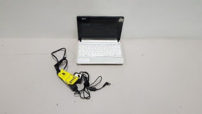 ACER 2G5 LAPTOP WINDOWS VISTA - WITH CHARGER