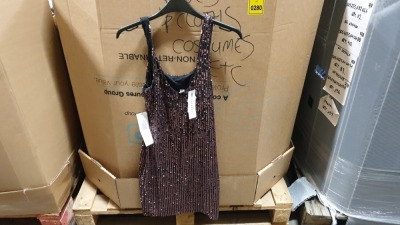 FULL PALLET OF TOPSHOP DRESSES IN VARIOUS SIZES