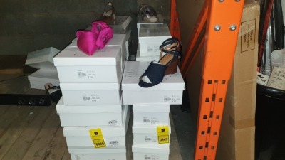 14 X BRAND NEW TOPSHOP SHOES IN VARIOUS STYLES AND SIZIES INCLUDING RILEY NUDE HEELS, BLACK NEEVE HEELS AND MULTI KING SHOES