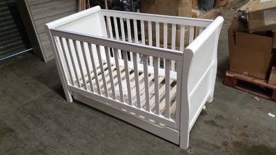 BRAND NEW MOTHERCARE HIGH GLOSS WHITE SLEIGH COT BED WITH STORAGE DRAWER - (KB488) - RRP £299 - IN 2 BOXES