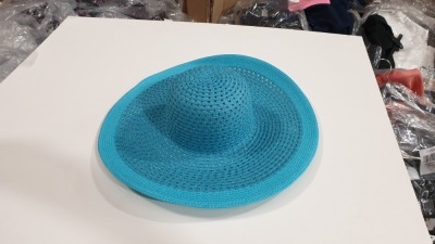 48 X BRAND NEW BOXED DIAZ TURQUOISE HATS - IN 2 BOXES