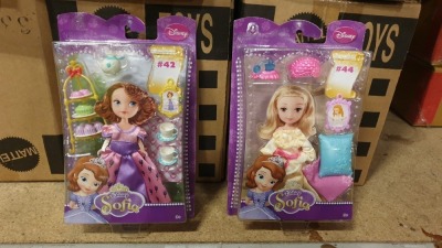 48 X BRAND NEW BOXED DISNEY ASSORTED DISNEY PRINCESS SOFIA GARDEN FASHION SET AND PRINCESS AMBER BEDTIME FASHION SET - IN 6 BOXES