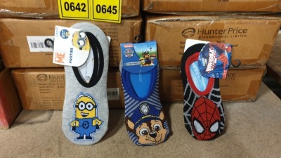 96 X BRAND NEW BOXED 3 ASSORTED BOYS LICENSED FOOTIES SOCKS (DESPICABLE ME, PAW PATROL AND SPIDERMAN) - IN 4 BOXES