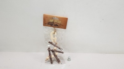 648 X BRAND NEW MINI MATES WOODEN HANGING CHARM SUITABLE FOR SMALL ANIMALS IN 18 BOXES