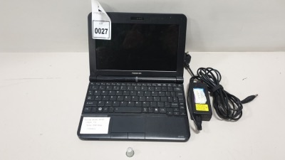 TOSHIBA NB 200 LAPTOP CHROME O/S 160GB HARD DRIVE INCLUDES CHARGER