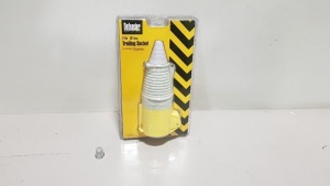 50 X BRAND NEW DEFENDER 110V 32A COUPLERS IN RETAIL BLISTER PACKS (CODE E884275) - RRP £5.18 EACH - IN 1 BOX