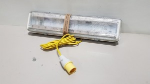 10 X BRAND NEW DEFENDER 110V FLUORESCENT FITTING LIGHT UNIT WITH 5M CABLE 16A (CODE E708617) - 10 BOXES