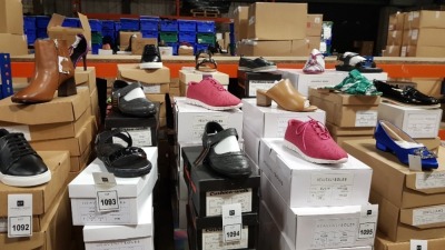 15 X BRAND NEW WOMENS SHOES IN VARIOUS STYLES AND SIZES IE CUSHION WALK GREY VELCROW SHOES UK SIZE 5E, HEAVENLY SOLES CERISE TRAINERS UK SIZE 5 AND CLARKS BKLACK LEATHER LYDIE JOELLE SHOES UK SIZE 4 ETC