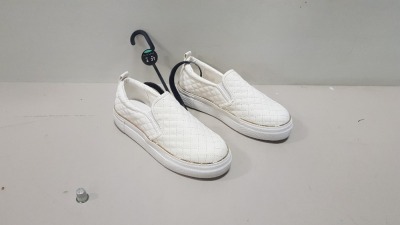 36 X BRAND NEW NEW LOOK MILTON WHITE TRAINERS