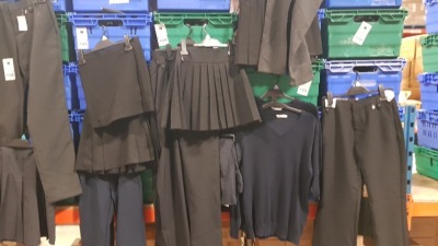 £400 MIN RETAIL VALUE OF CHILDRENS SKIRTS AND PANTS IN VARIOUS STYLES AND SIZES IN 5 TRAYS (NOT INCLUDED)
