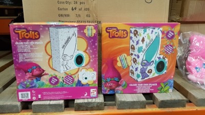 24 X BRAND NEW TROLLS COLOUR YOUR OWN SPEAKER CONTAINS 4 MARKERS & COLOUR YOUR OWN SPEAKER