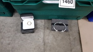 FULL TRAY OF APPROX 250 X AVON 18K GOLD PLATED RING AND EVERLY HINGED SILVER BANGLE (TRAY NOT INCLUDED)