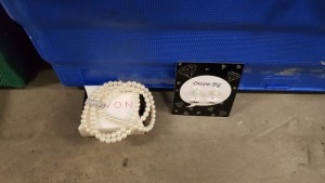 FULL TRAY OF APPROX 250 X AVON DIVINAH EARRING GIFT SET AND ANGIE BRACELETS (TRAY NOT INCLUDED)