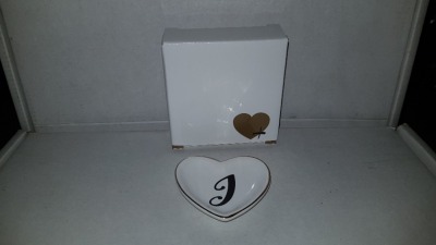 68 X BRAND NEW FULL BOX OF AVON EMILEE INITIAL RING DISH