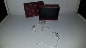 200 X BRAND NEEW AVON LACEE OWL GLASSES CHAIN