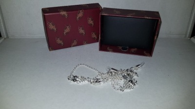 224 X BRAND NEW AVON LACE OWL GLASSERS CHAIN