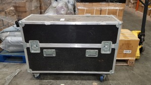 STORAGE BOX WITH WHEELS