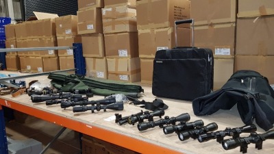APPROX 22 PIECE ASSORTED LOT CONTAINING SCOPES, WHEEL BAG, GUN BAGS AND GUN HOLDER BELT.
