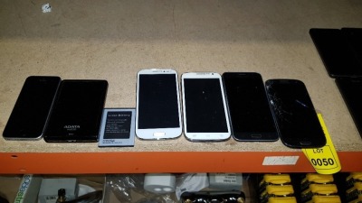 7 PIECE MIXED PHONE LOT CONTAINING SAMSUNG PHONES, HTM PHONES, IPHONE SE, LI-ION BATTERY AND ADATA HV620